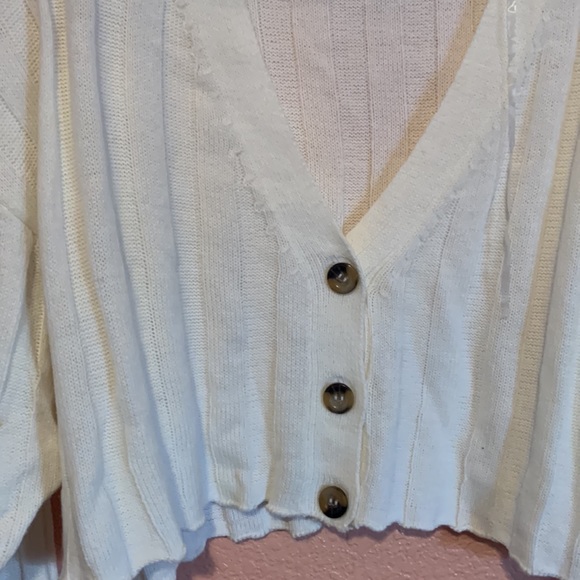 New 2-piece Crop Top Suit - Picture 10 of 11